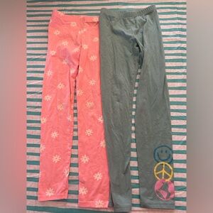 Girls 10-12 Old navy spring leggings. Two pairs